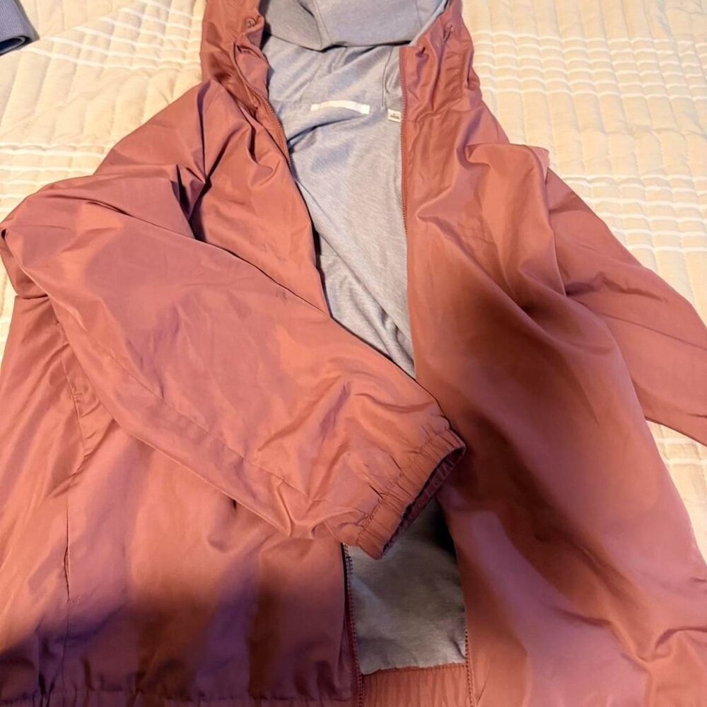 Like New Uniqlo Women's Dusty Pink Zipped Jacket Size Large